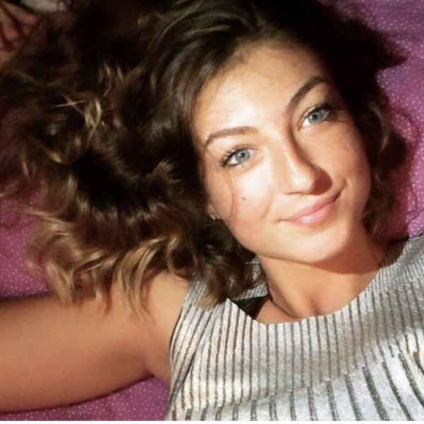Carmen V.